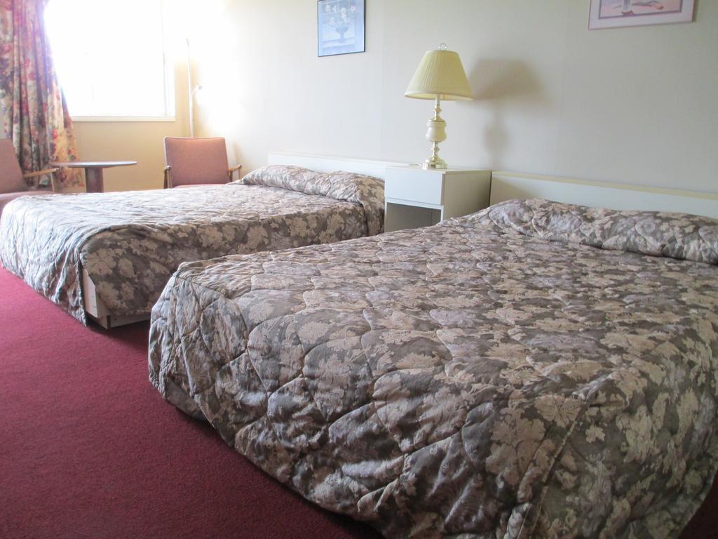 Newburg Inn Motel New Hamburg Bilik gambar